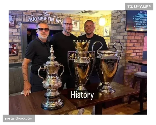 布朗给曼联球迷建议,展现俱乐部名宿与球迷互动文化 布朗给曼联球迷建议,展现俱乐部名宿与球迷互动文化