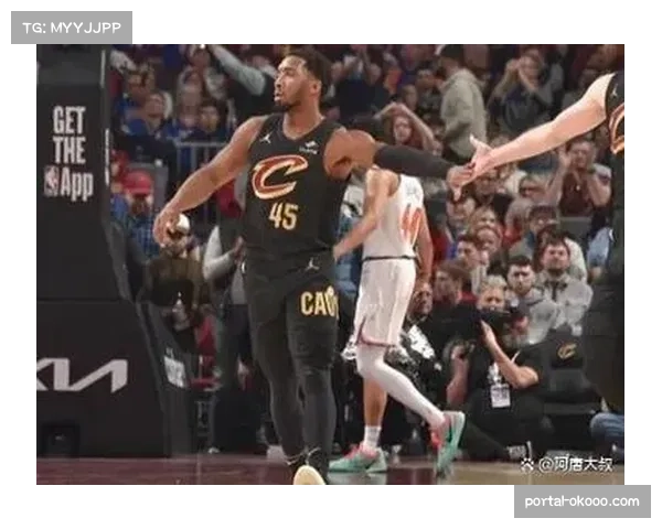 尼克斯六人得分上双，主场轻取黄蜂稳居东部前列